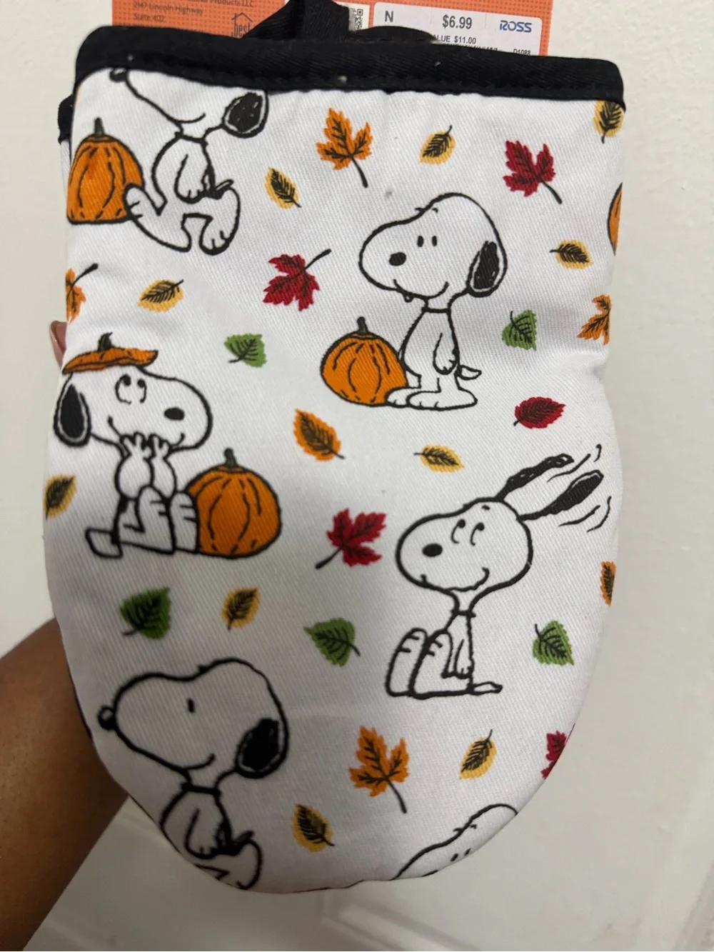 Peanuts White Mitts with Orange Pumpkin & Multicolor Leaf Print - 2 Pack